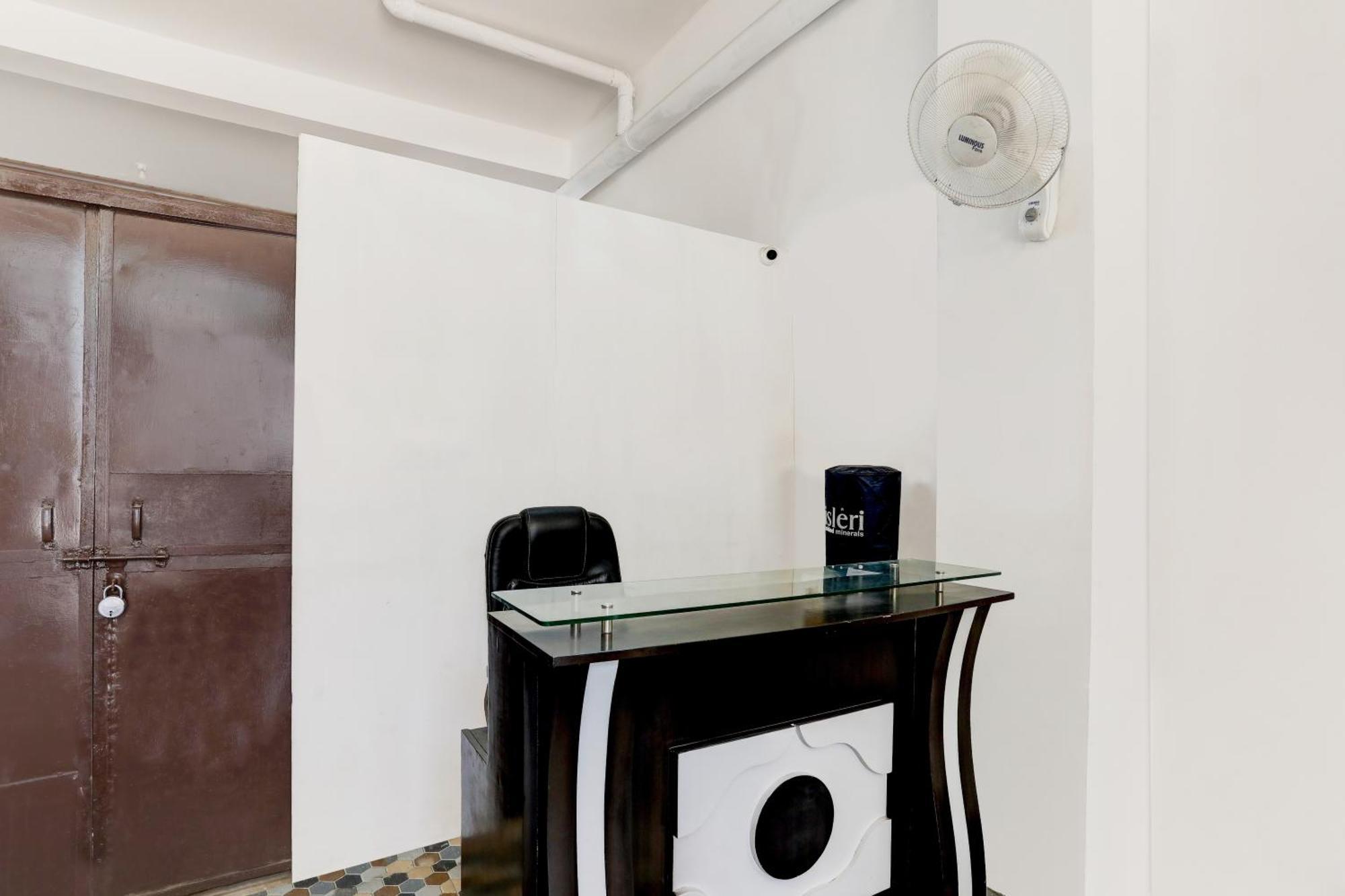 Hotel O Blu Moon Ghaziabad Luaran gambar