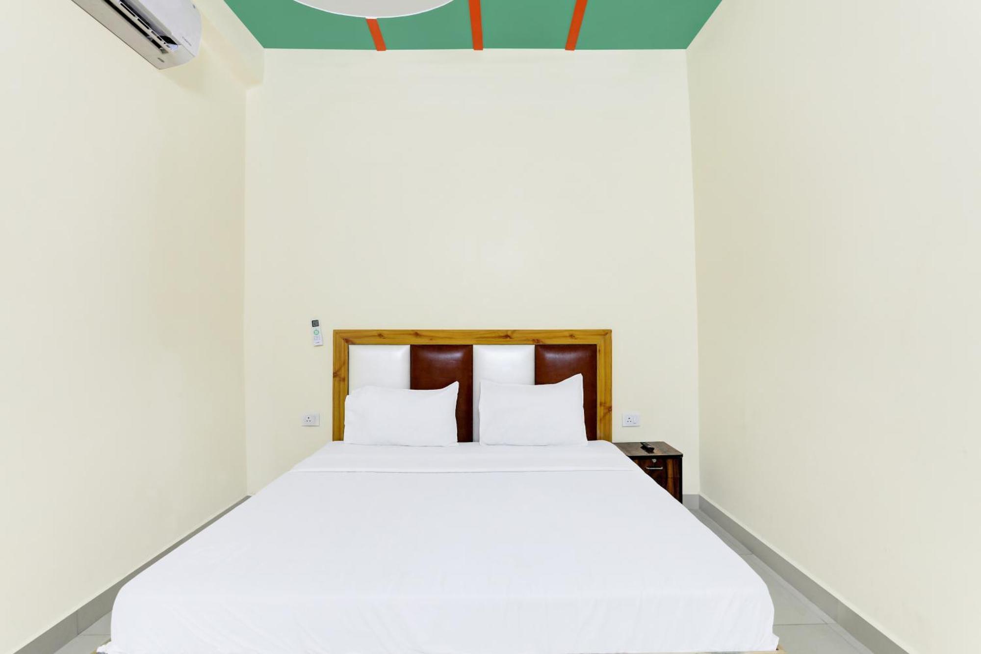 Hotel O Blu Moon Ghaziabad Luaran gambar