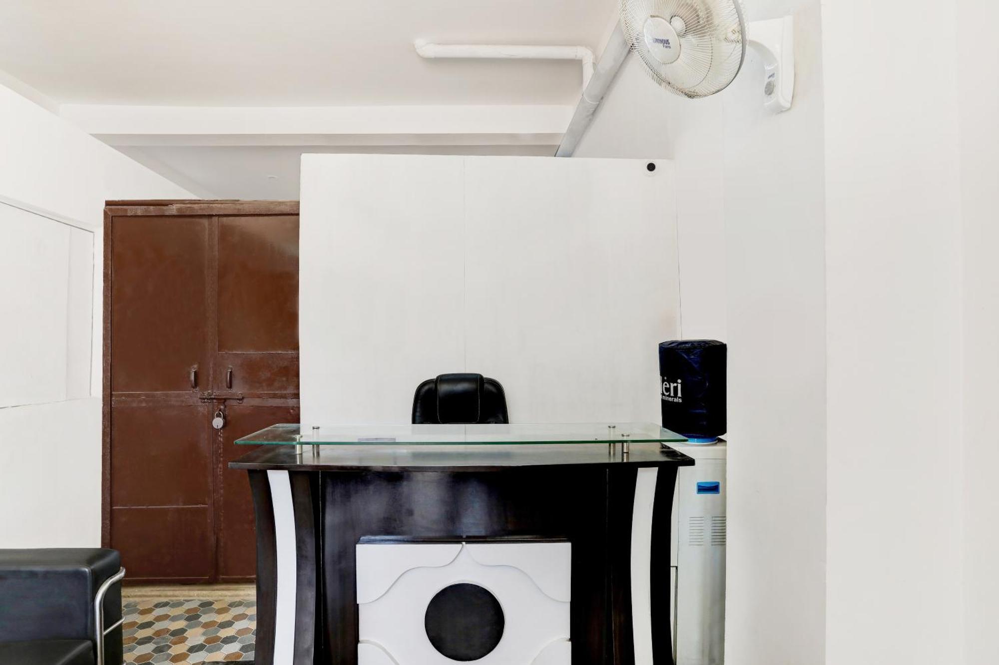 Hotel O Blu Moon Ghaziabad Luaran gambar